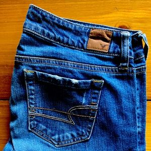 American Eagle Boyfriend jeans 6R